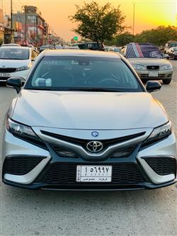 تۆیۆتا کامری